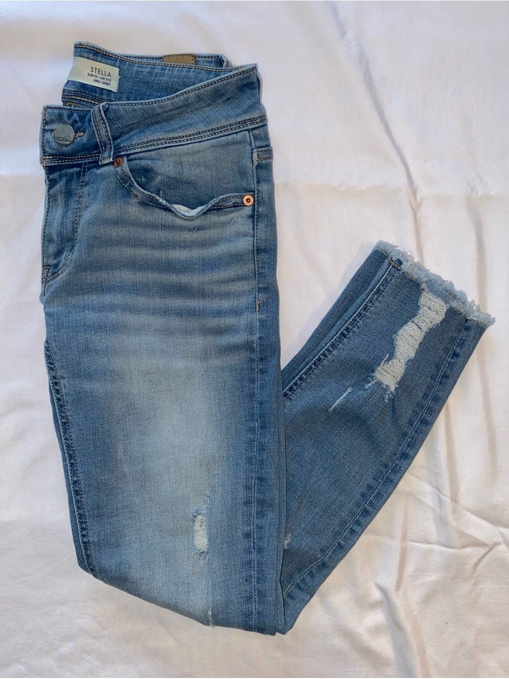 BKE Light Blue Distressed Ankle Skinny Jeans